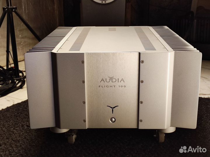 Audia Flight FL 100 усилитель мощности
