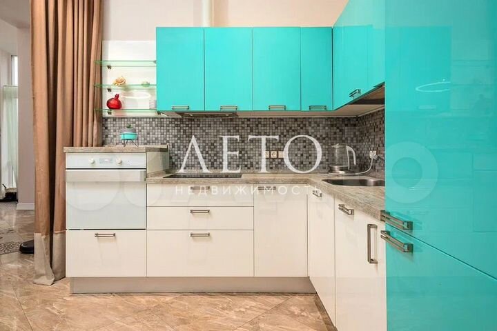 3-к. квартира, 94,7 м², 2/18 эт.