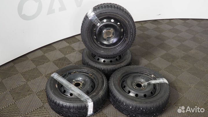 Комплект колёс Nokian Nordman 5 185/65 R15