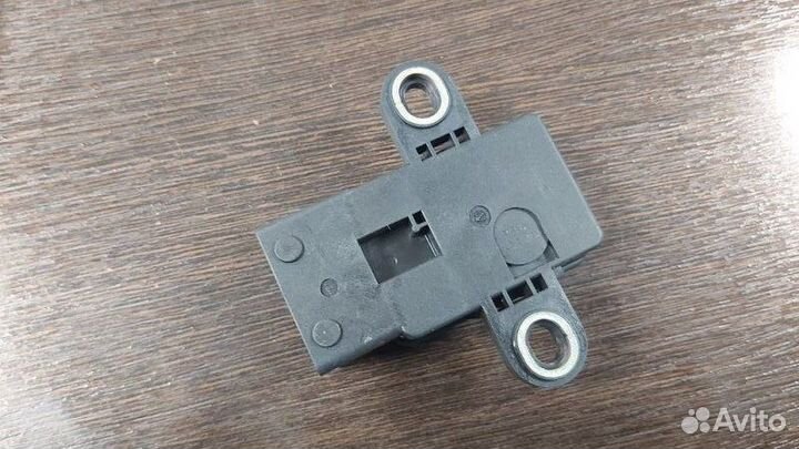 Датчик ускорения Bmw X5 E53 M62 4.6IS 2002