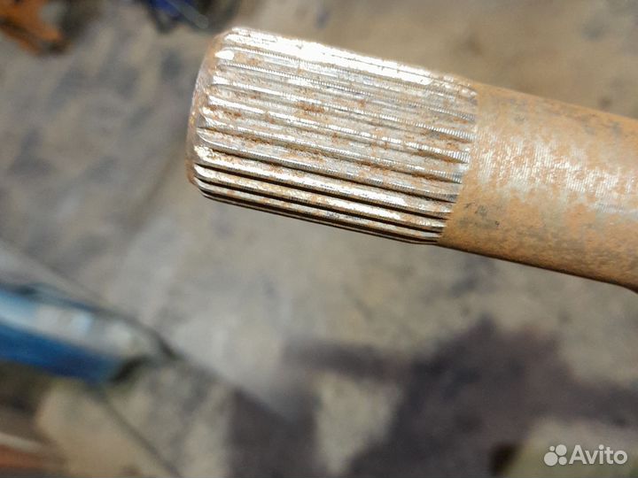 Полуось задняя правая номер 80 без абс паджеро 2