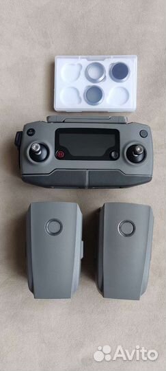Квадрокоптер DJI Mavic 2 Zoom + шлем DJI Goggles