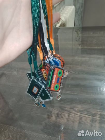 Брелок вкусно и точка