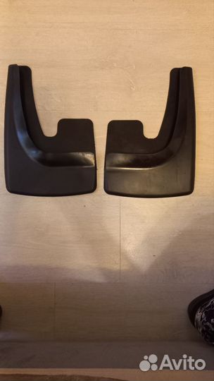 Брызговики универсальные