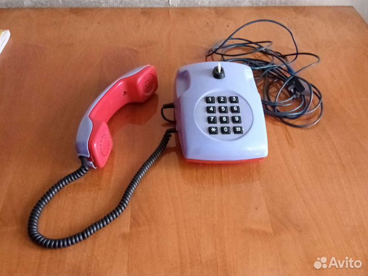 Телефонный аппарат