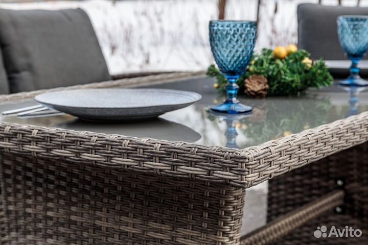 Садовая мебель