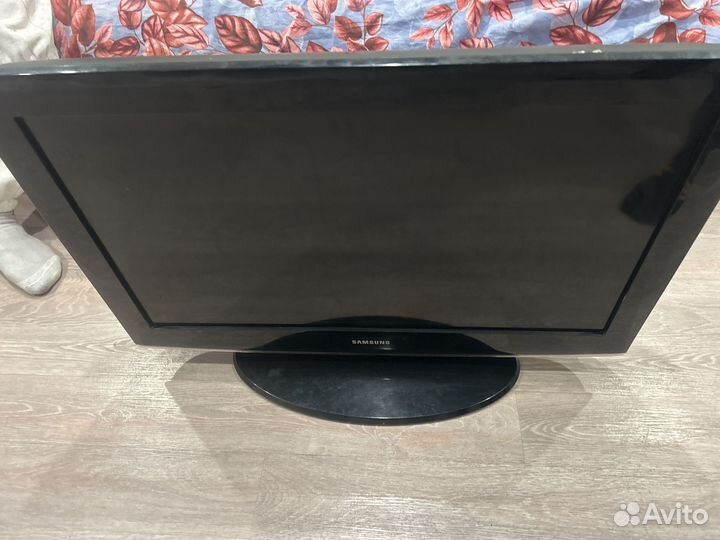 Телевизор samsung