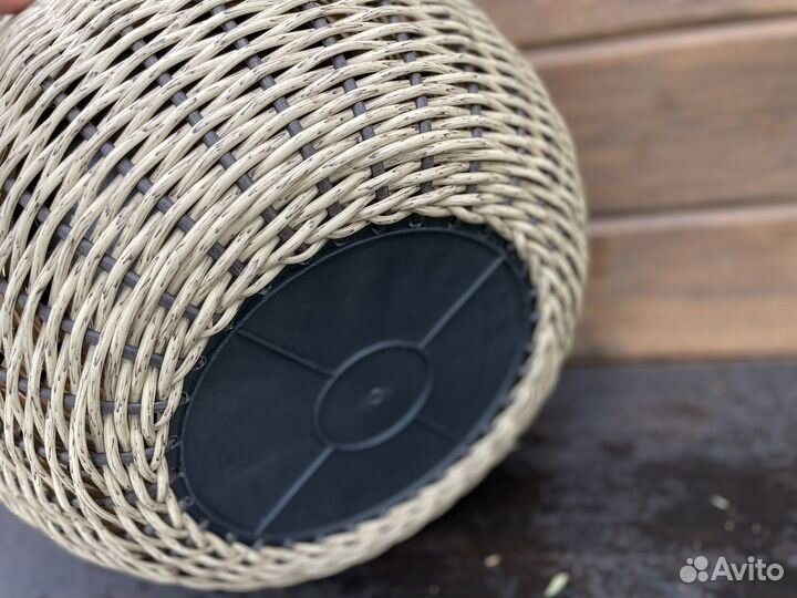 Кашпо, клумба, цветник