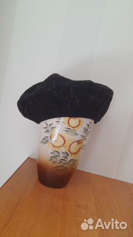 Берет новый