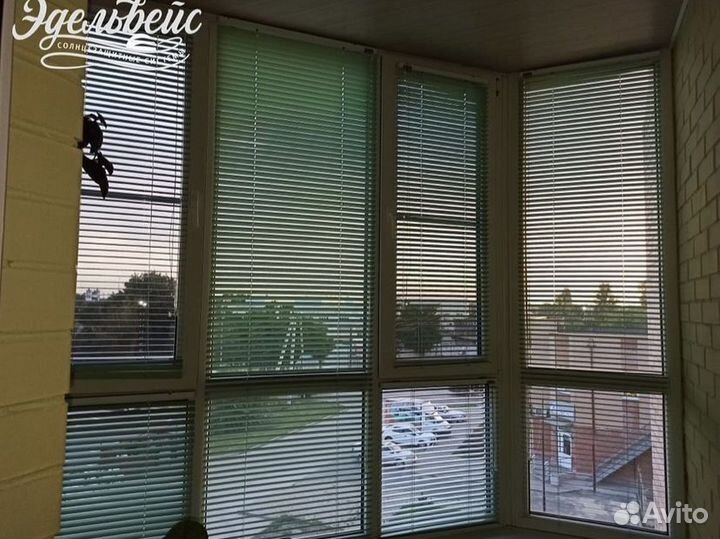 Жалюзи горизонтальные на окна