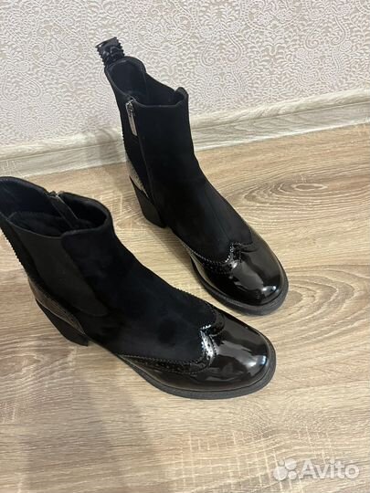 Ботинки женские