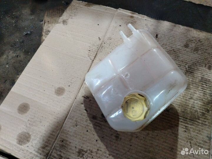 Бачок расширительный Ford Focus 1 седан 1.8 eudk