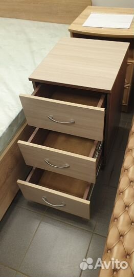 Тумба выкатная