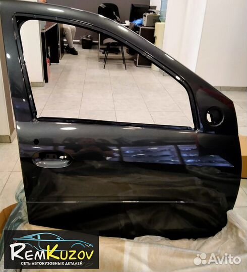 Двери Рено Логан 1 (В66 Grice Platina) Все Цвета