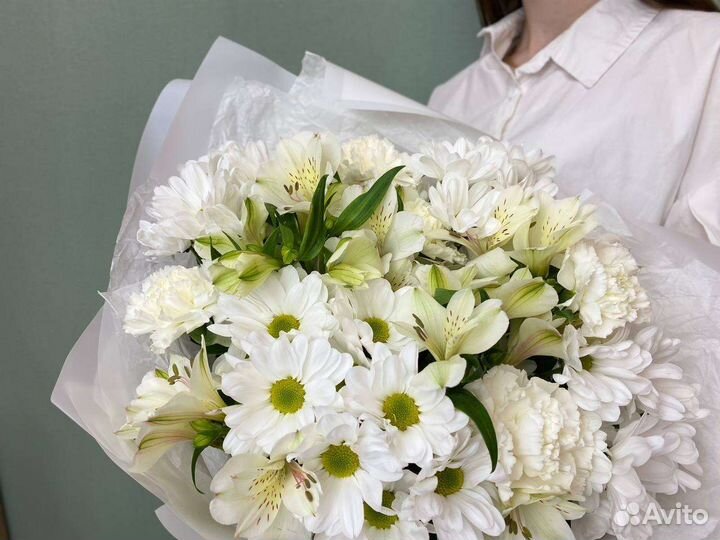 Цветы и розы с доставкой сборный букет