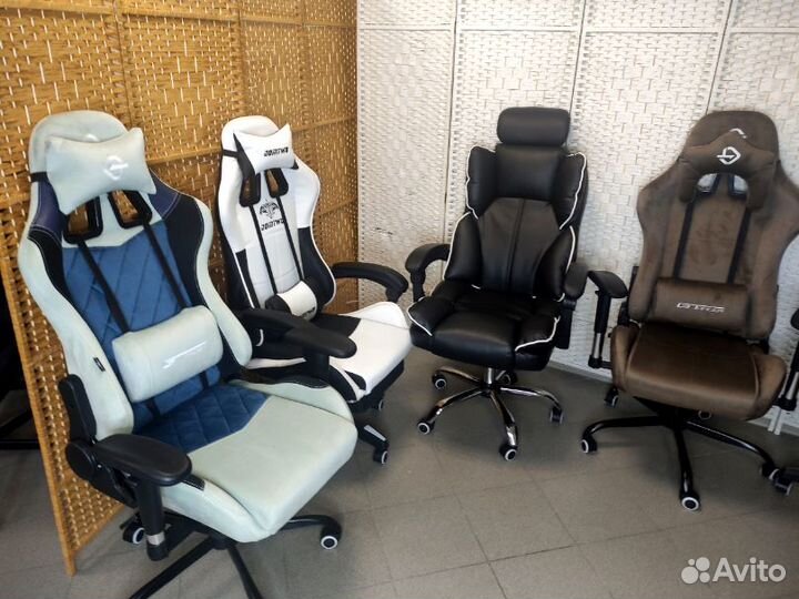 Компьютерное кресло новое