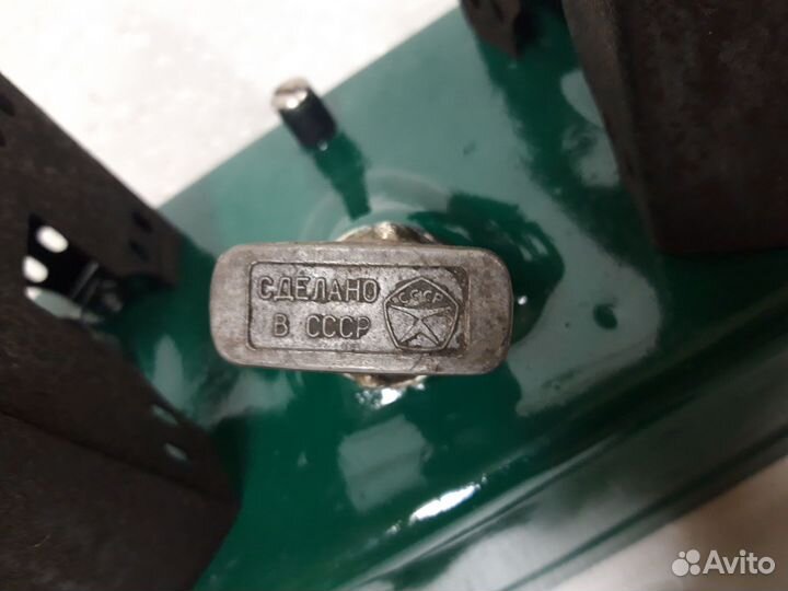 Примус шмель 3