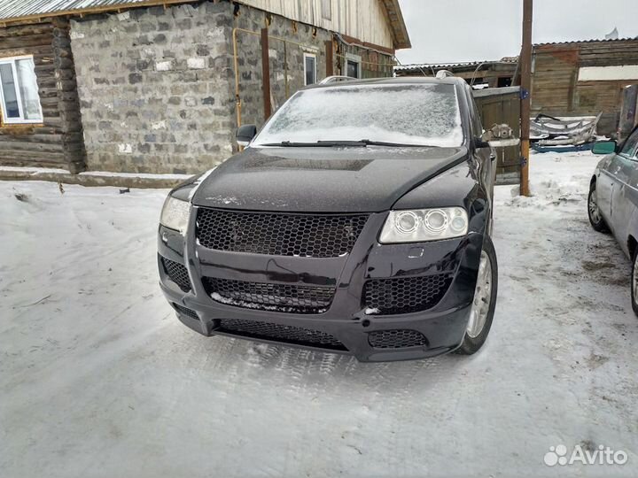 Передний бампер JE design VW Touareg