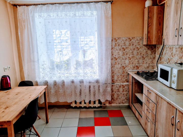 1-к. квартира, 35 м², 1/4 эт.