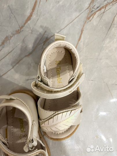 Сандалии для девочки 21 размер