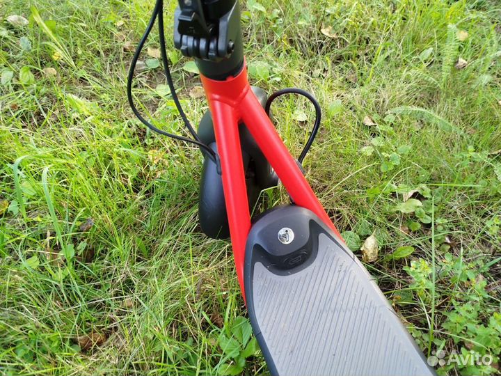 Электросамокат ninebot kickscooter D18U