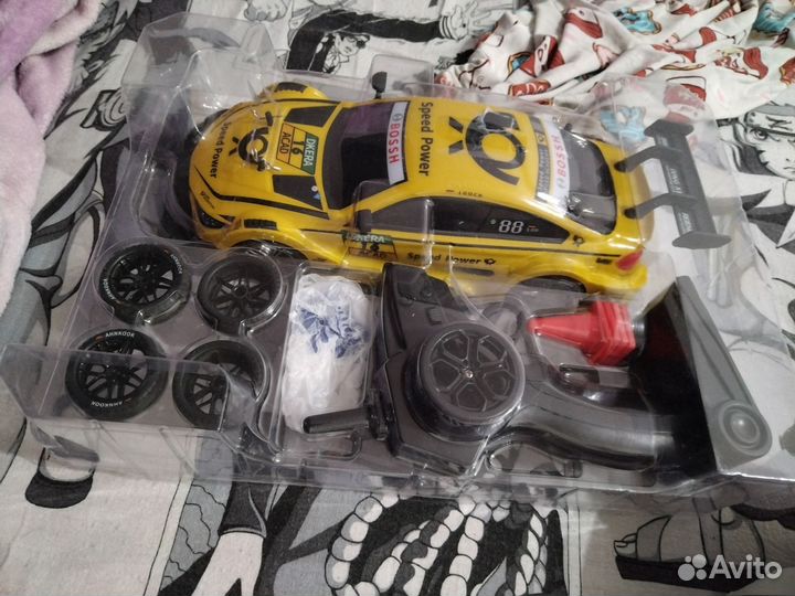 Машинка на радиоуправлении