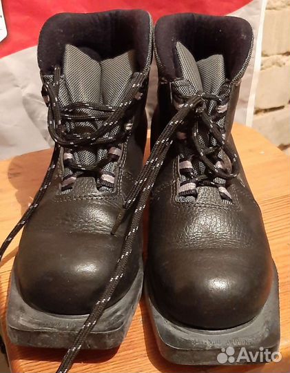 Лыжи беговые с ботинками