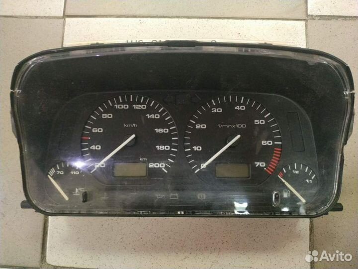 Панель приборов VW Golf III/Vento 1991-1997 1H6919