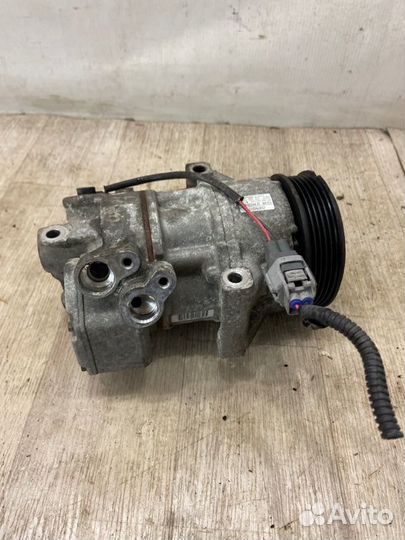 Компрессор кондиционера Mitsubishi Colt Z32A 3A91