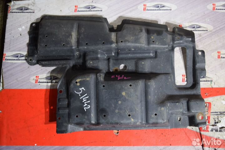 Защита двс лево c Toyota Caldina ZZT241W 1ZZ-FE