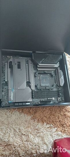 Материнская плата X570S carbon MAX wifi AM4