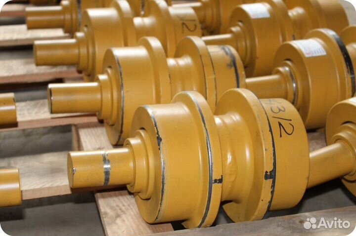 Каток поддерживающий CAT345 UH105C0B