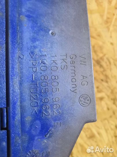 Воздуховод 1.8 Volkswagen Passat B6