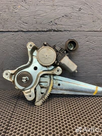 Стеклоподъемный механизм задний правый Lexus Rx