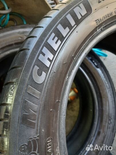 Michelin Pilot Sport 4 SUV 235/55 R19