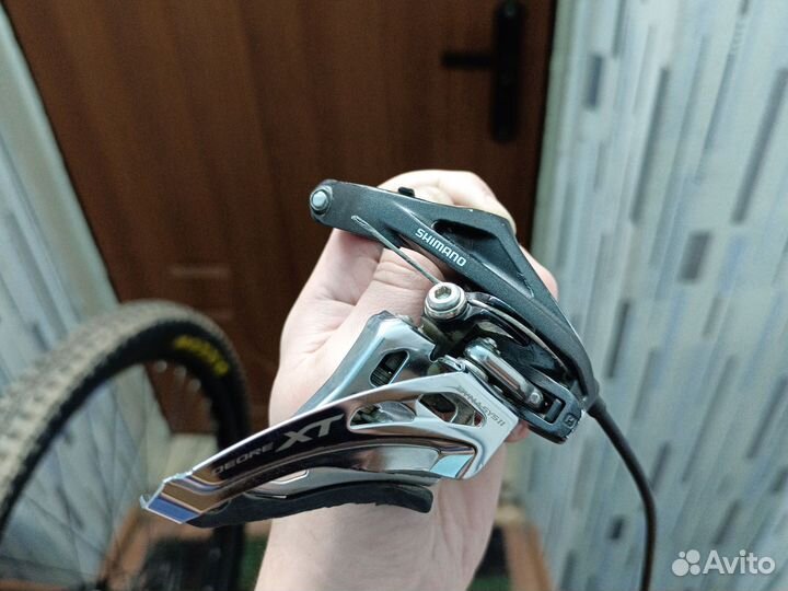 Передний переключатель shimano deore xt