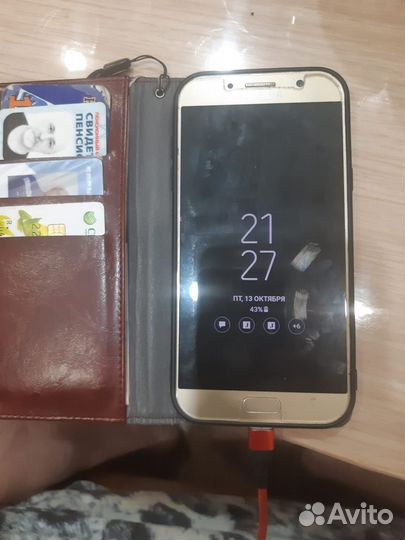 Samsung Galaxy A7 (2017) SM-A720F/DS, 3/32 ГБ