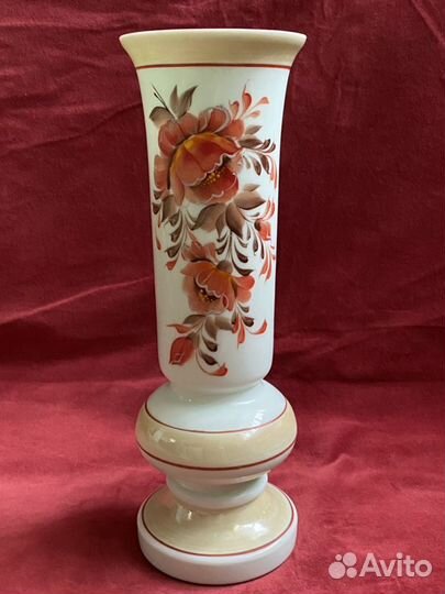 Ваза. Молочное стекло. Ручная роспись. СССР