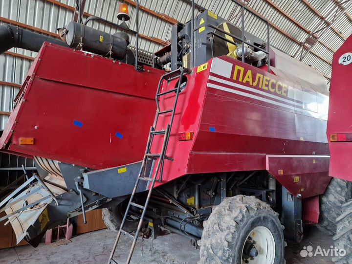 Комбайн Гомсельмаш КЗС-1218 (Палессе GS12), 2011