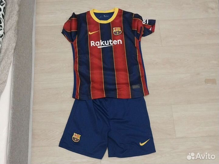 Футбольная форма барселона