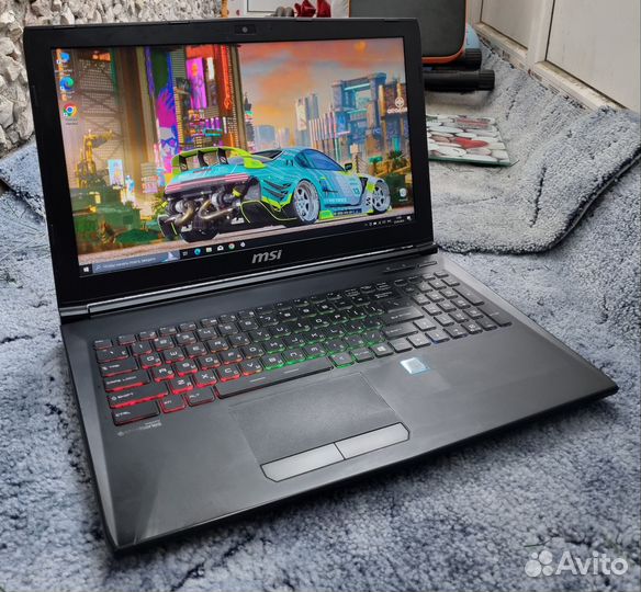 Игровой ноутбук MSI i7/GTX1050/32озу