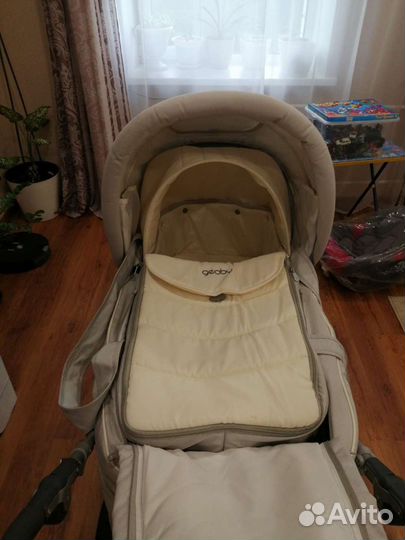 Коляска 2 в 1 geoby