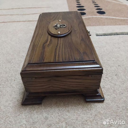 Шкатулка для ножа