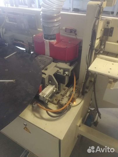 Кромкооблицовочный станок ima