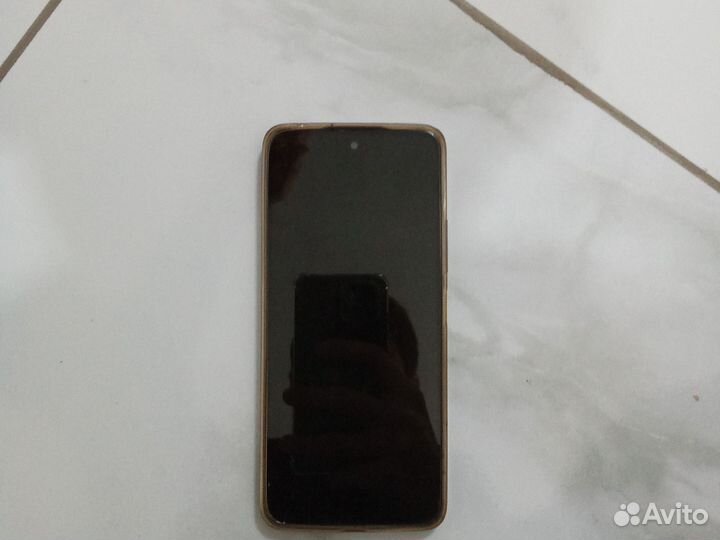 Xiaomi 12, 8/256 ГБ