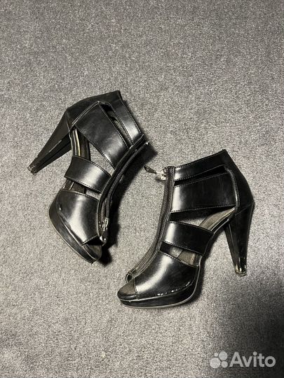 Туфли женские 34 35 размер