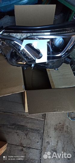 Фара левая Toyota rav 4 оригинал
