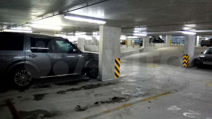 Машиноместо