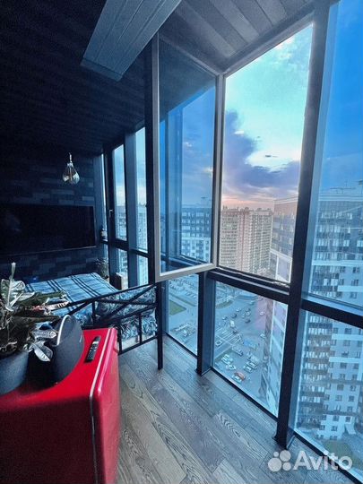 Дверь балконная