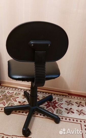 Компьютерное кресло